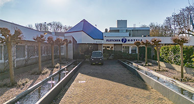 Vooraanzicht pand van Fletcher Resort-Hotel Zutphen